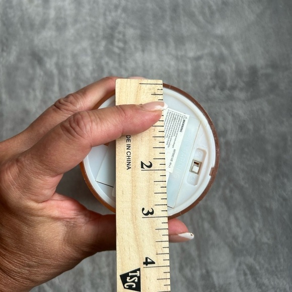 Halloween LED flickering illuminating pillar candles
Set of two - Picture 9 of 11